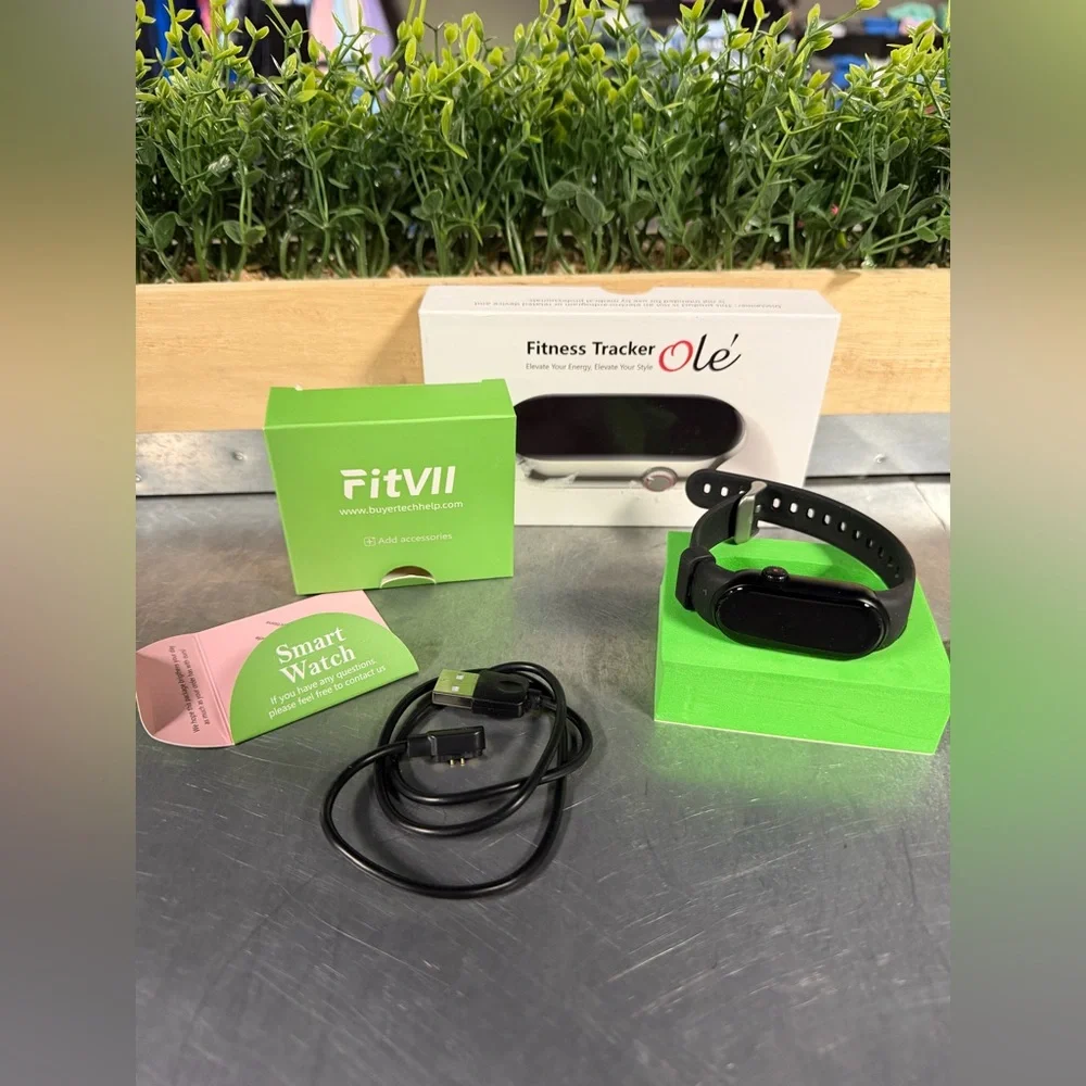 FITVII Slim Fitness Tracker AMOLED - Black